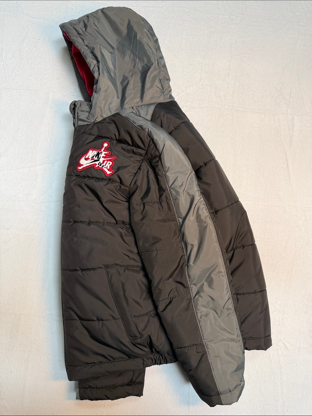 Jordan Kids Black & Gray Puffer Jacket with Red Lining - Picture 6 of 8